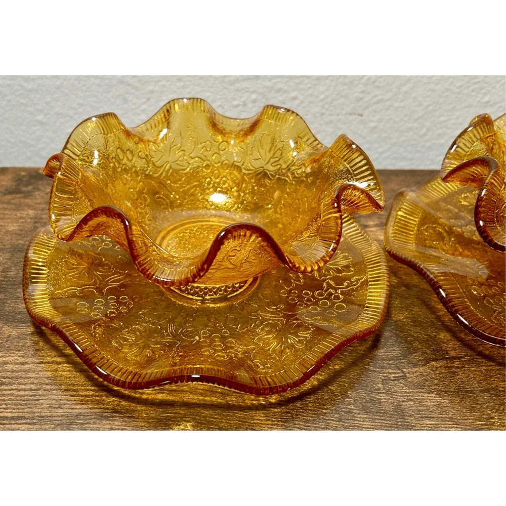 Fenton vtg set